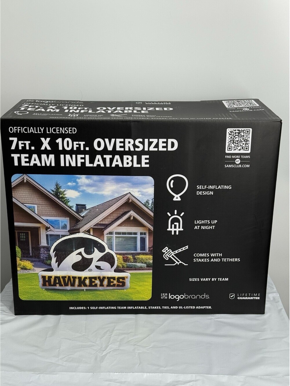 IOWA HAWKEYES PRELIT 7'x10' OVERSIZED TEAM INFLATABLE